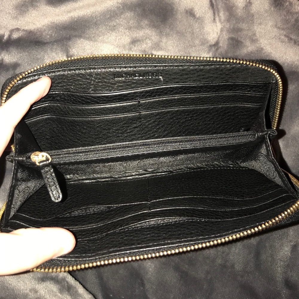 Michael Kors Wallet - Picture 2 of 3